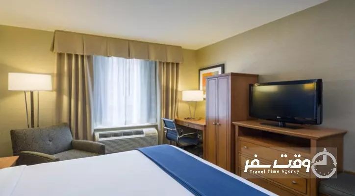 هتل هالیدی این اکسپرس سن پترزبورگ